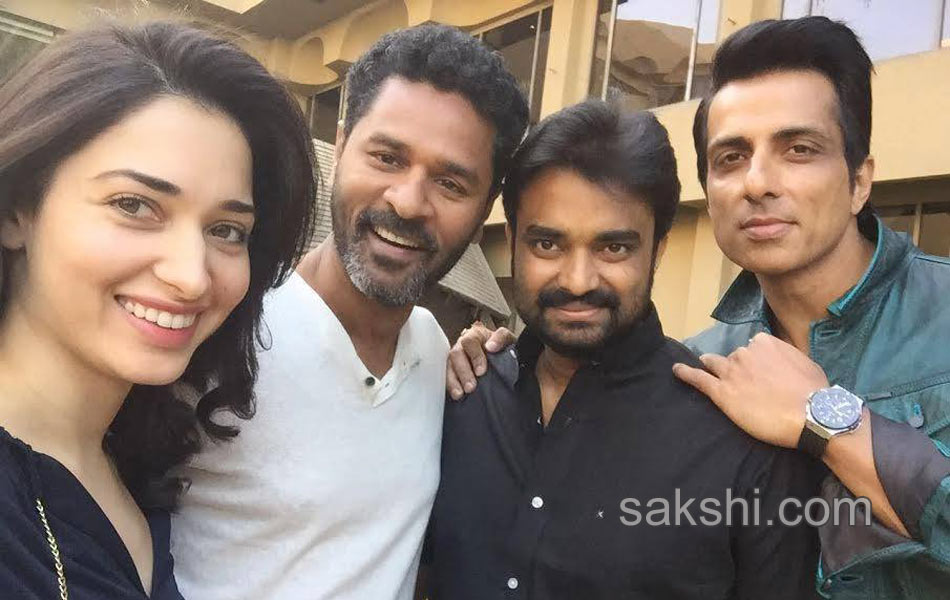 Abhinetri movie stills9
