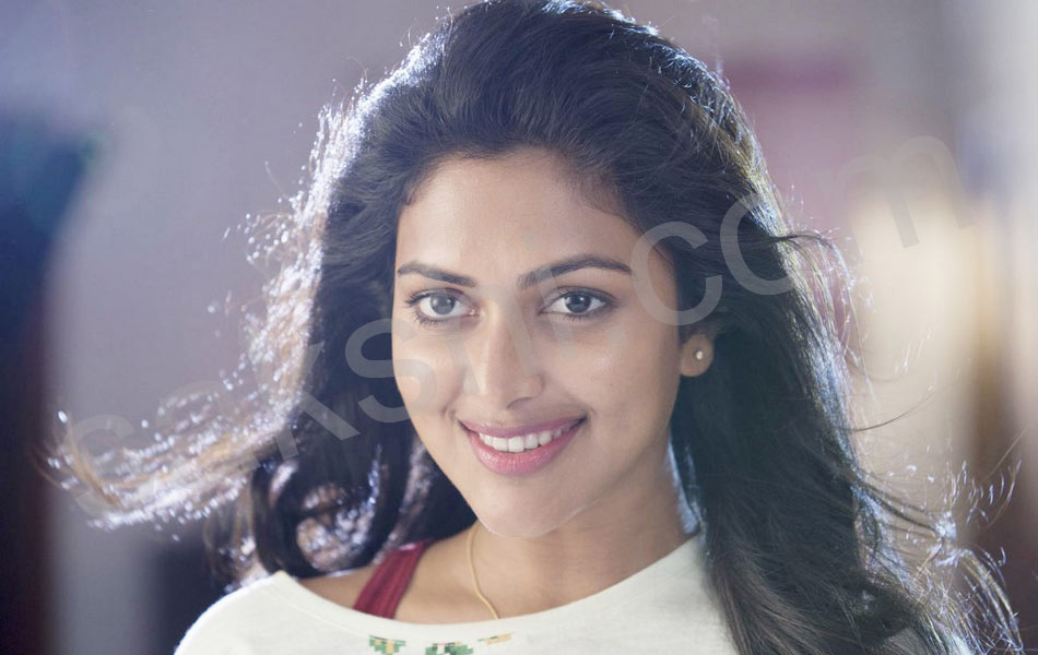 Iddaru Iddare movie stills10