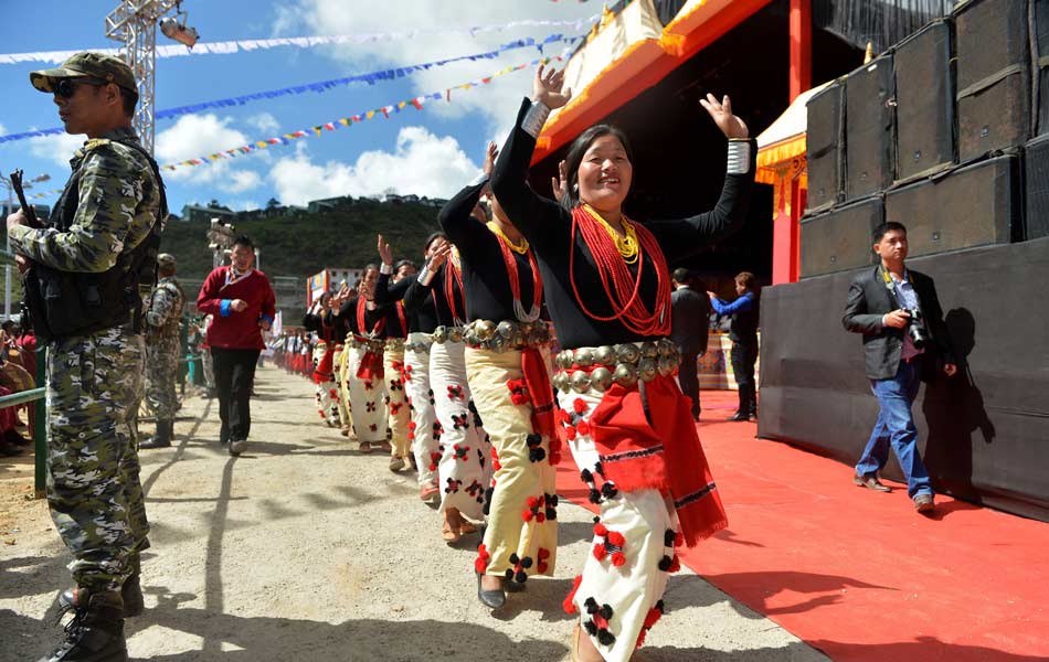 Tawang festival8