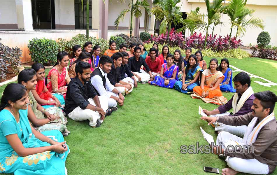 Students ugadi celebrations in MLR Institute of Technology18