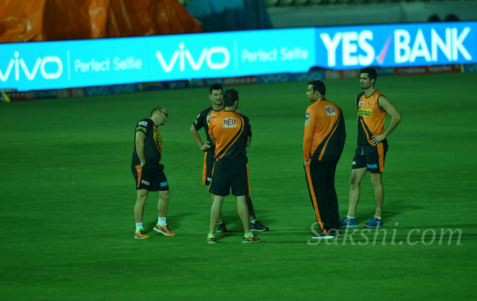 Sunrisers Hyderabad in uppal stadium - Sakshi11