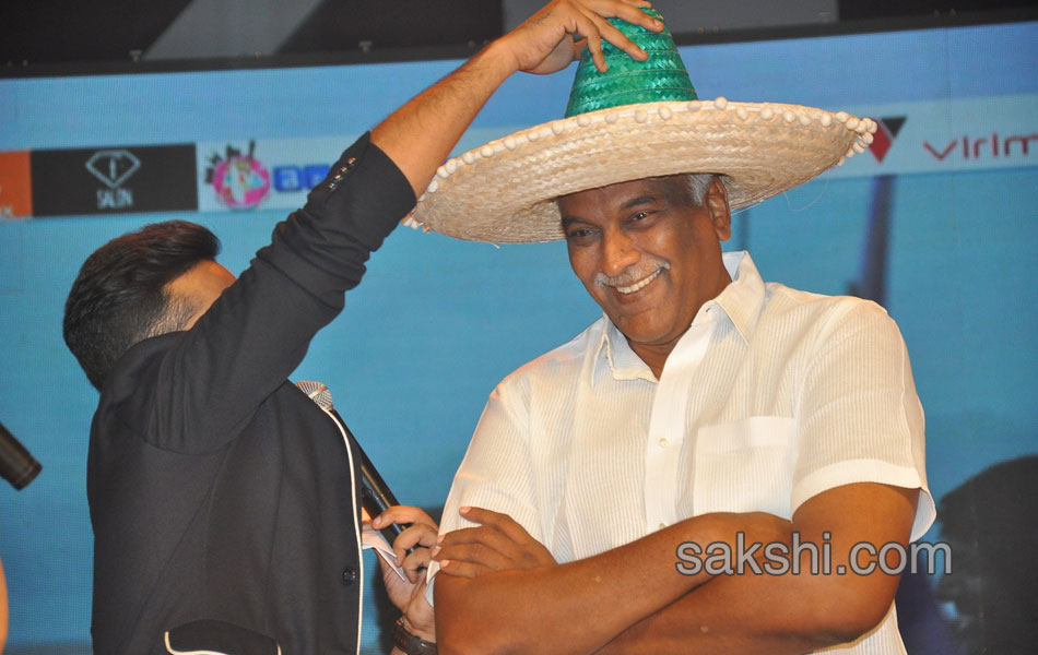 Fashion Designer son of Ladies Tailor pre release function - Sakshi14