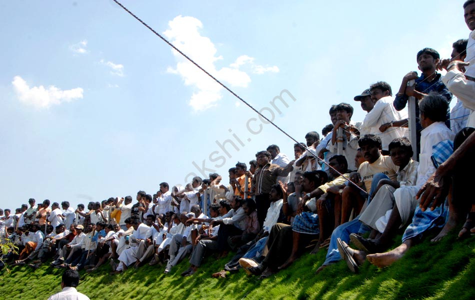 YSR Congress party flag hoisting at Idupulapaya - Sakshi7