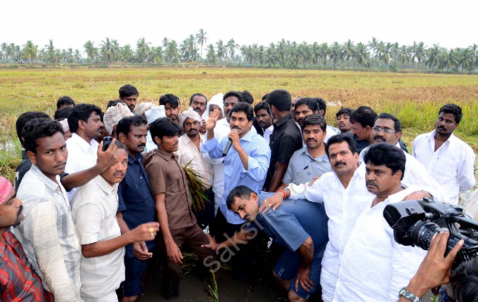 YS Jagan mohan reddy to visit Cyclone Victims in Godavari Districts - Sakshi2