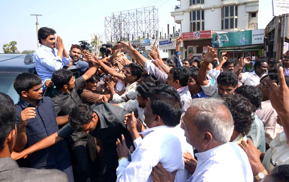 YS Jagan mohan reddy to visit Cyclone Victims in Godavari Districts - Sakshi20