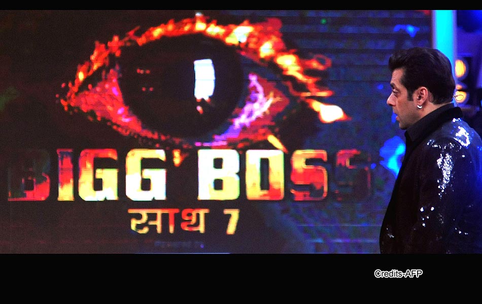 Bigg Boss 7 Salman Gauhar and Tanisha in limelight16