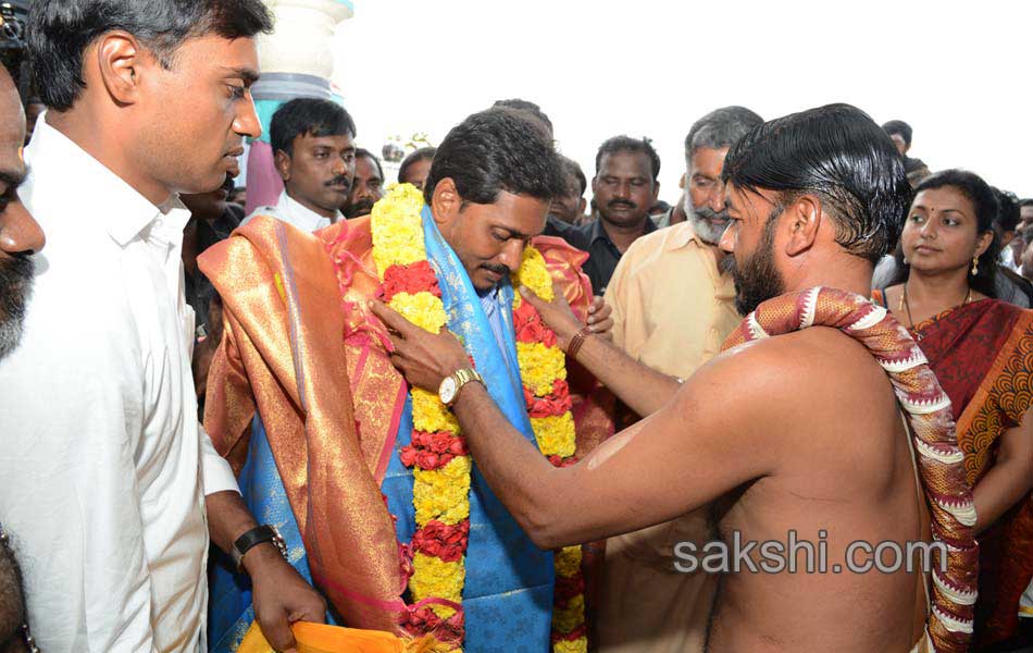 ys jagan samaikya shankaravam yatra in Tirupati - Sakshi17