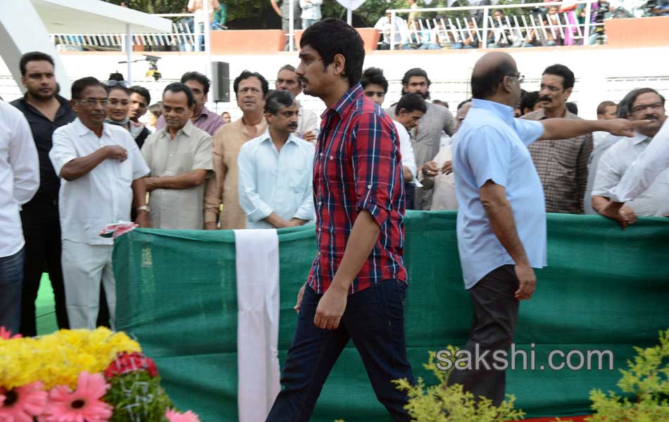 celebreties broke into tears with akkineni nageswara rao death - Sakshi84
