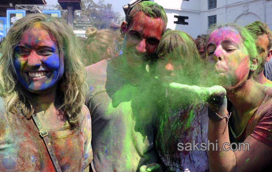 Holi Celebrations Overall Country17
