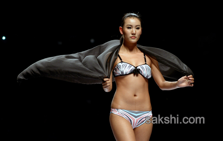 Fashion Week in China - Sakshi37