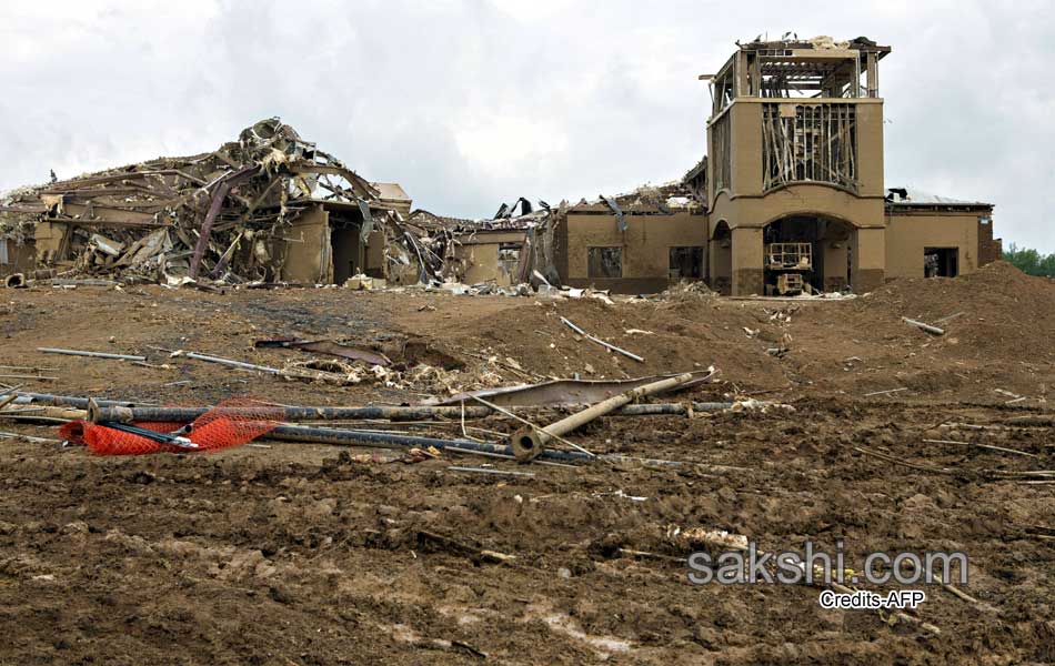 Alabama Mississippi Brace for 2nd Hit as Tornado Toll Reaches3