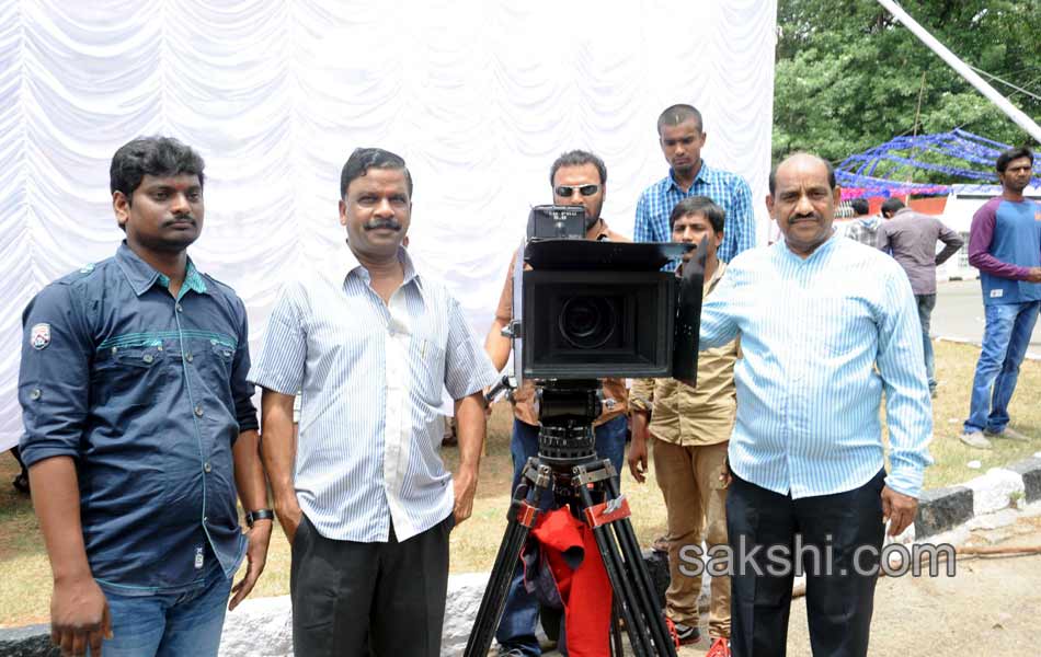 Naaku Koncham Time Kavali Movie Opening2
