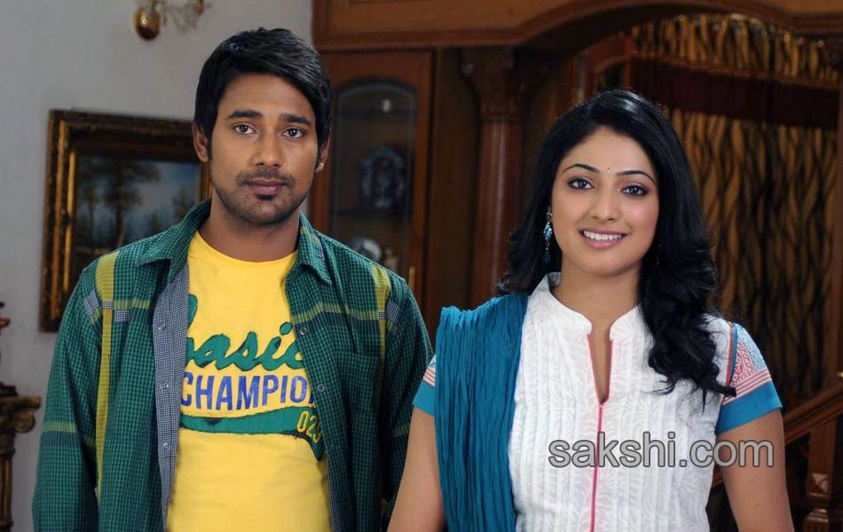 ee varsham sakshiga movie stills4