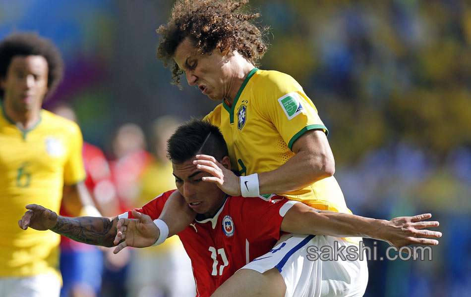 brazil victory over chile - Sakshi7