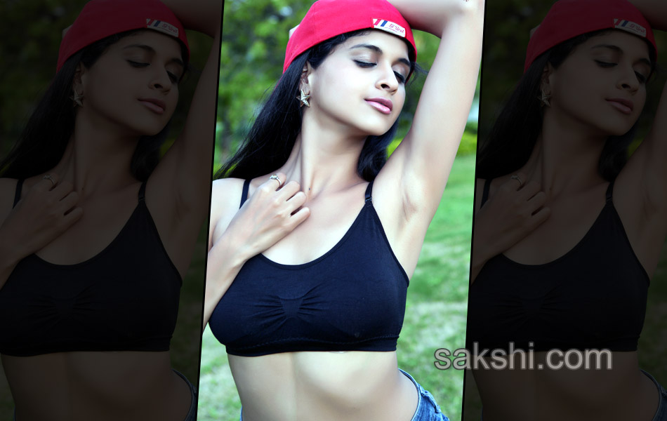 Ice Cream 2 Heroine Naveena New Stills19