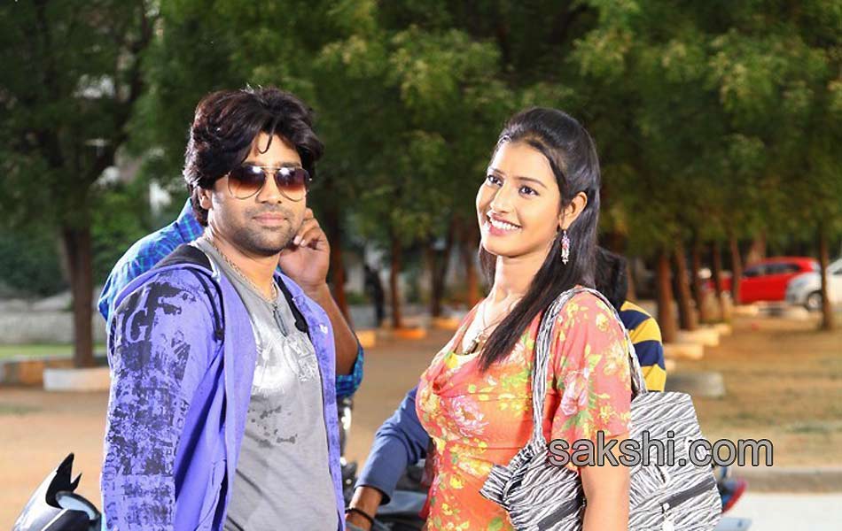 Yevariki Yevaru movie stills1