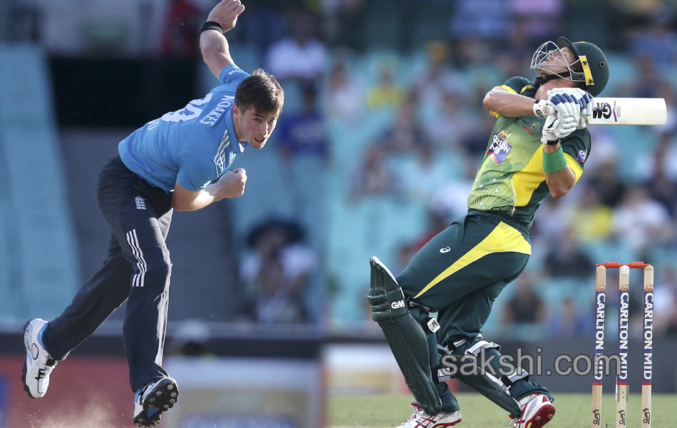 Australia v England Tri Series22