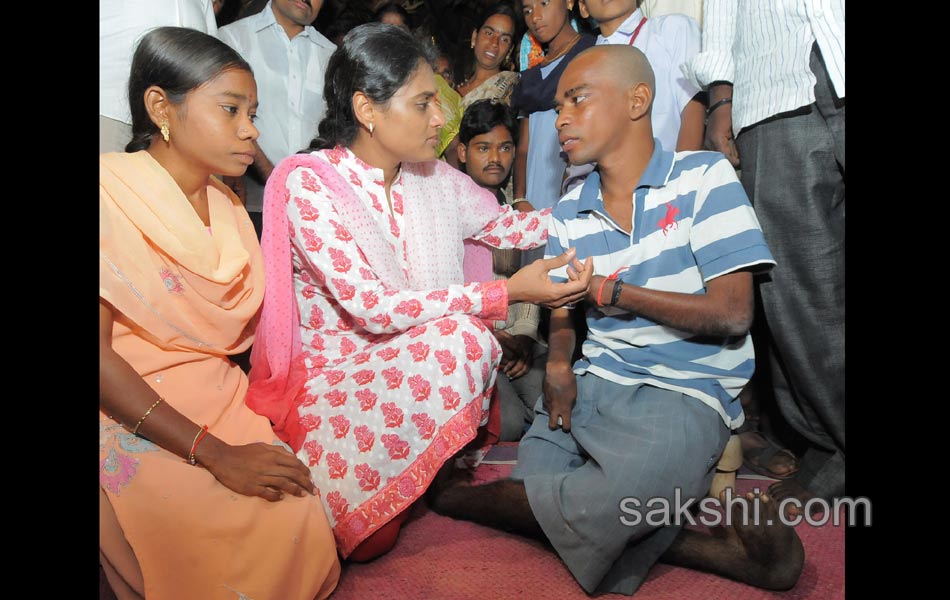 6th day of sharmila s tour in nalgonda district3
