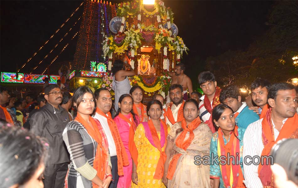 jubilee hills peddamma temple2
