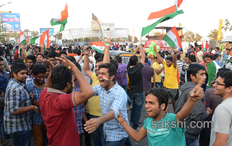 cricket celebrations in necklace road2