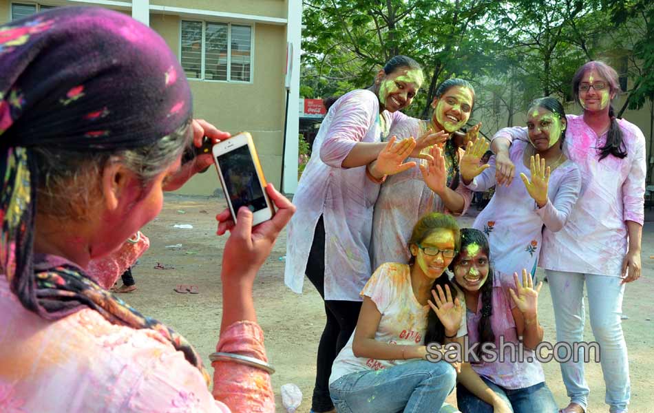 holi celebrations7