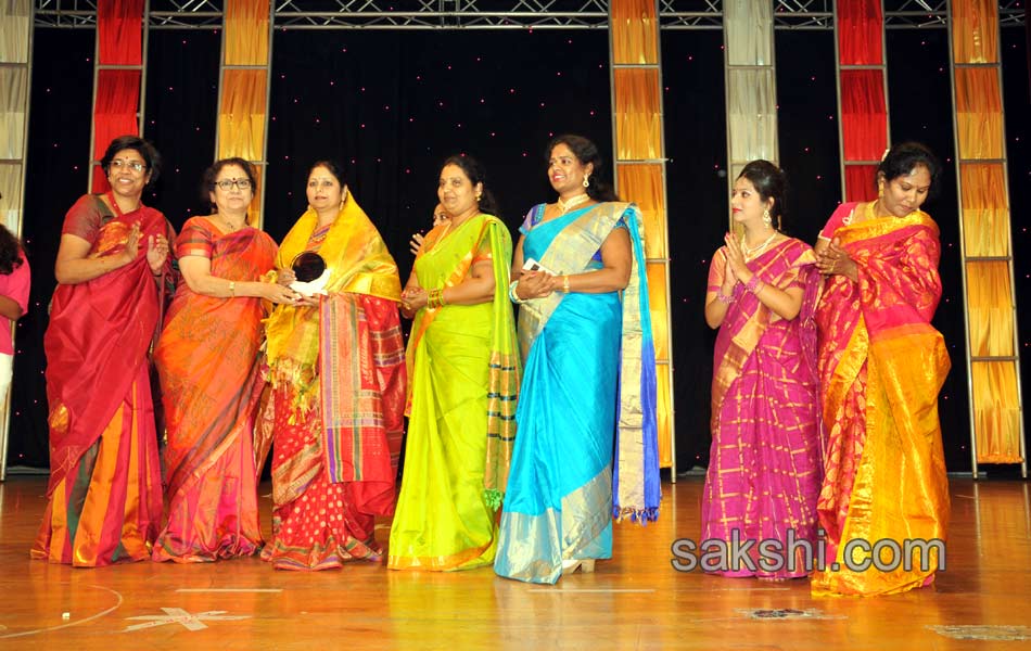 grand wave celebrations in dubai7