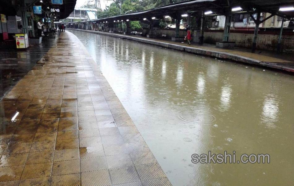 heavy rain in mumbai - Sakshi22