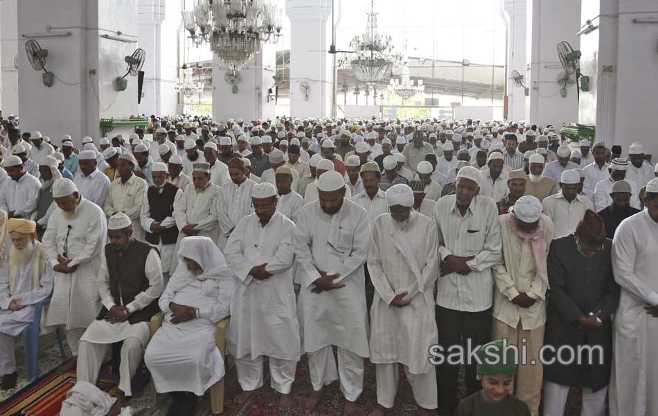 Ramadan prayers started6
