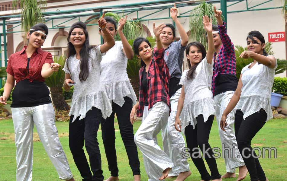 villa marie college students10