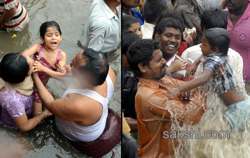 godavari pushkaralu 2015 in Narsapur - Sakshi11
