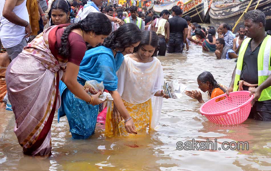 Godavari pushkaralu 2015 in AP Day3 - Sakshi4