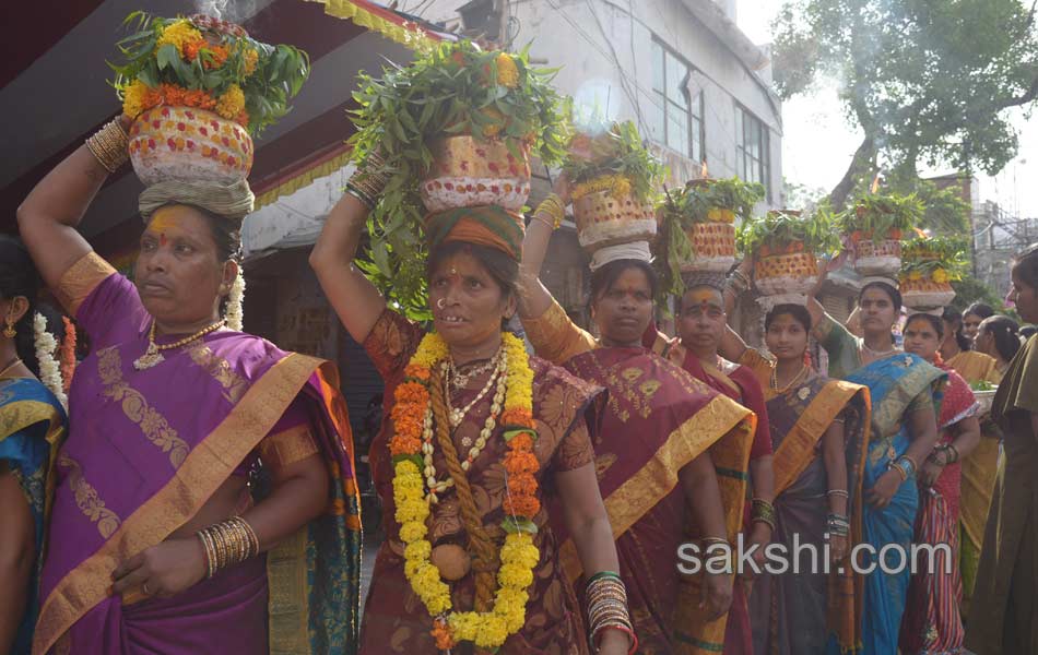 Ujjaini Mahankali Bonalu Jatara in Secunderabad21