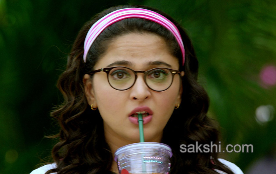 size zero movie stills - Sakshi6