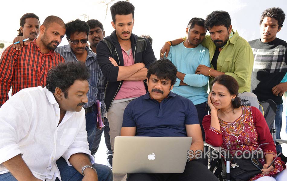 Akhil Movie New Stills1