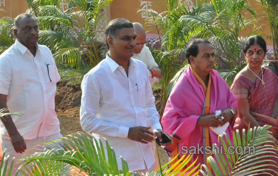 kcr ayutha hcndiyagam - Sakshi10