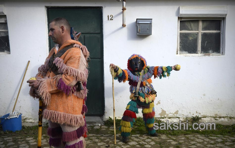 traditional caretos2