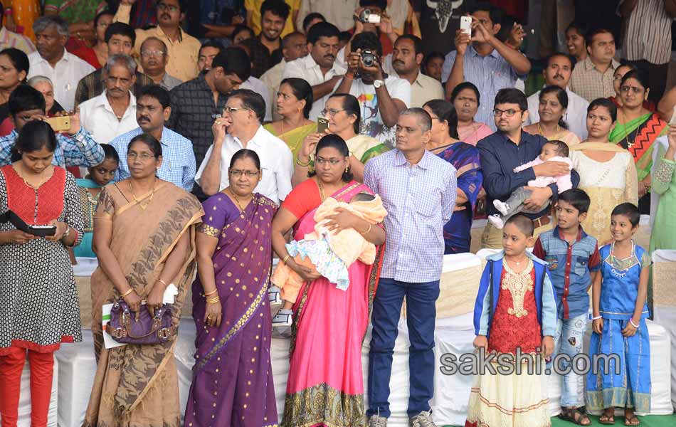 AP Govt official Republic Day celebrations in Vijayawada - Sakshi2