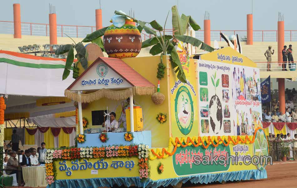 AP Govt official Republic Day celebrations in Vijayawada - Sakshi5