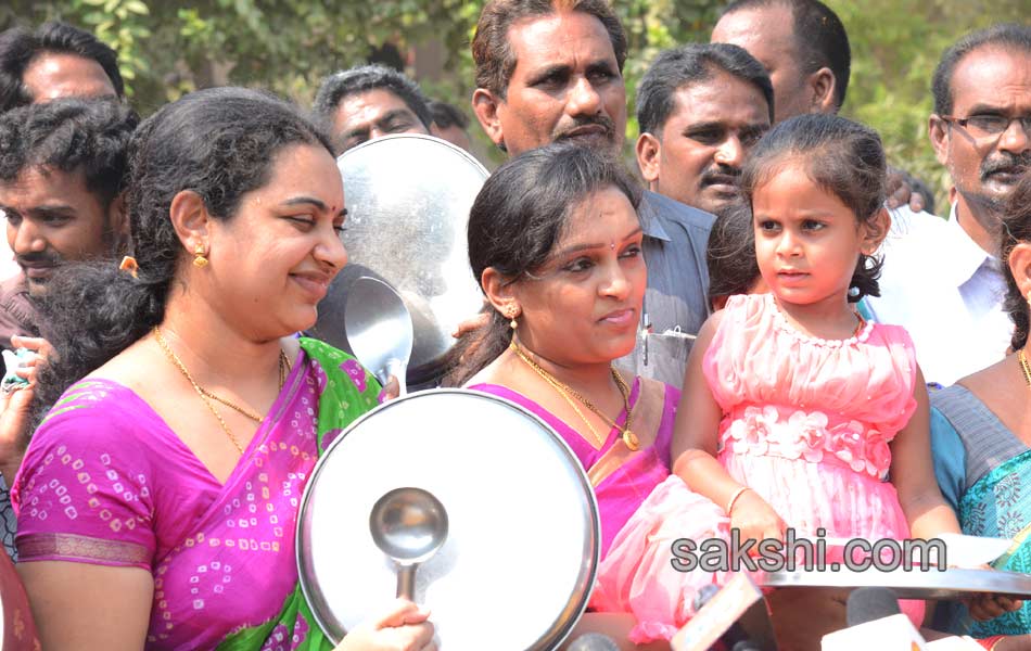 indefinite hunger strike in mudragada padmanabham - Sakshi11