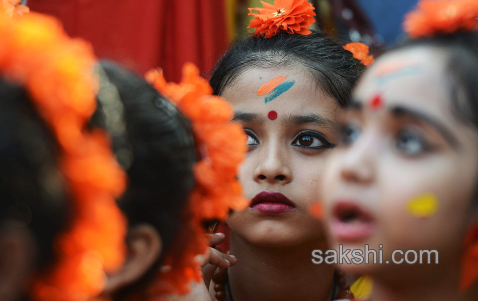 Holi celebrations7