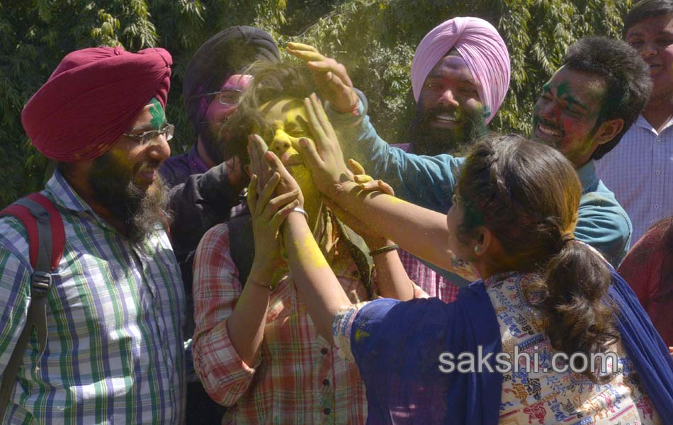 Holi celebrations13