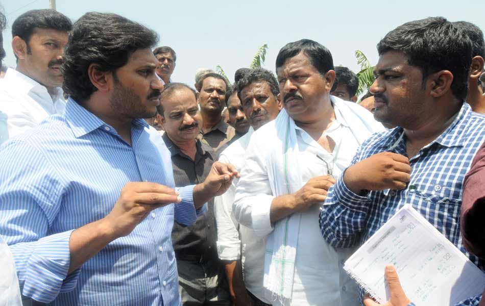 ys jaganmohan reddy tour in pulivendula - Sakshi6