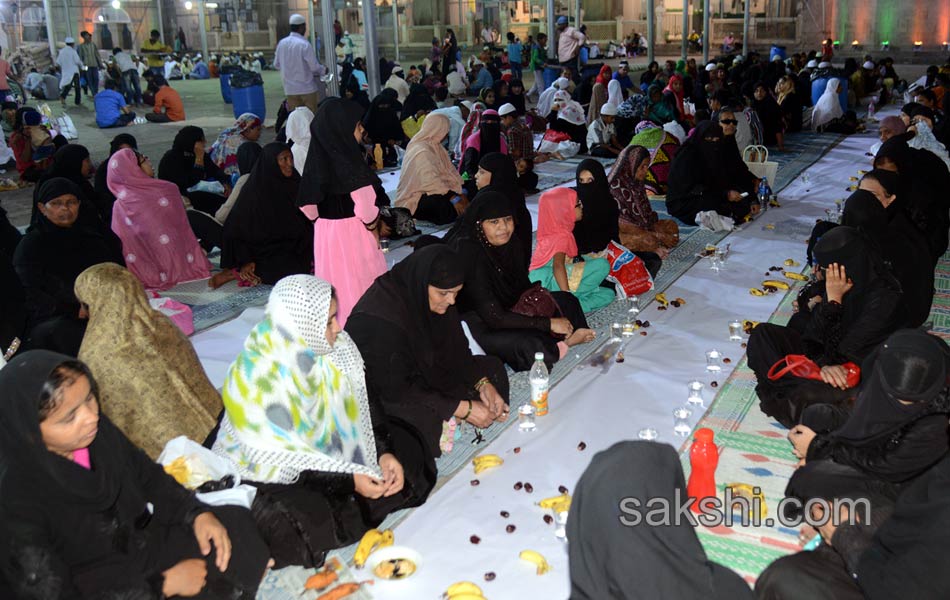 ramadan in hyderabad - Sakshi4