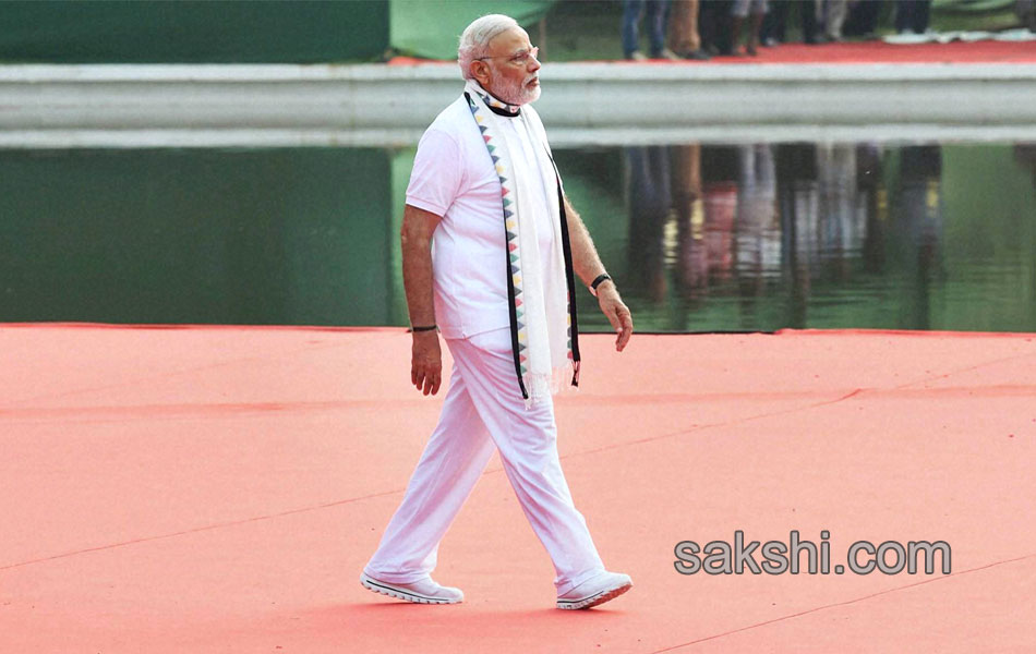 International Yoga Day 2016 - Sakshi2