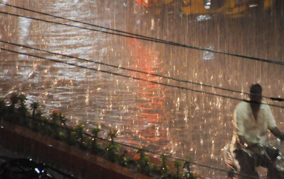 heay rain in tirupati3