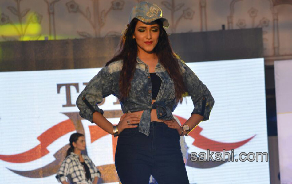fashion designing - Sakshi6