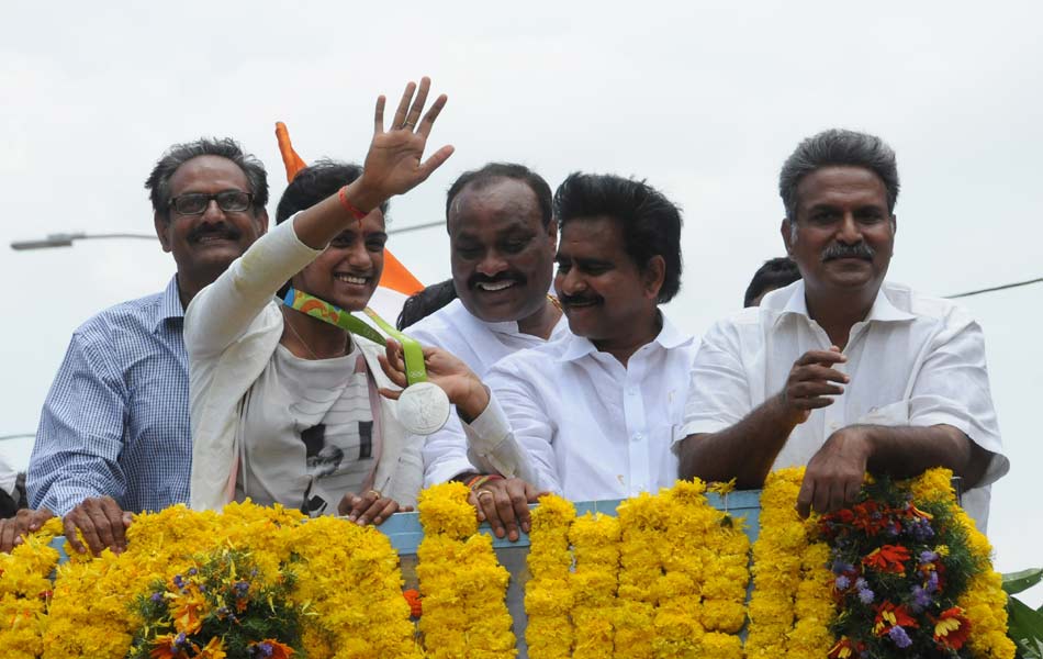 grand welcome for sindhu15