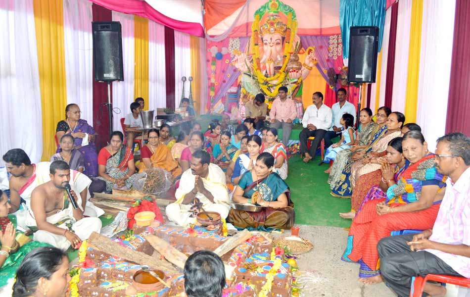 Vinayaka immersion - Sakshi10