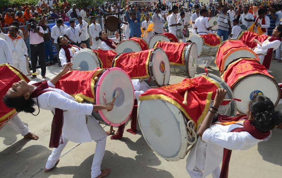 cultural programs in simha vahana seva3