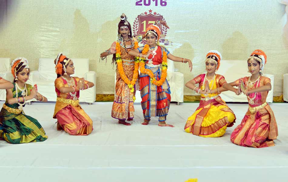 Felicitation to teachers - Sakshi1